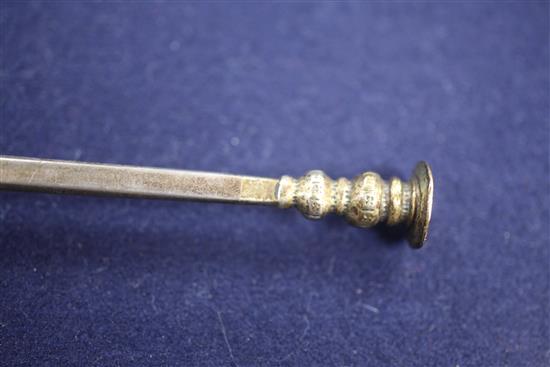 A Charles I unascribed English/Welsh provincial silver seal top spoon, 18.5cm.